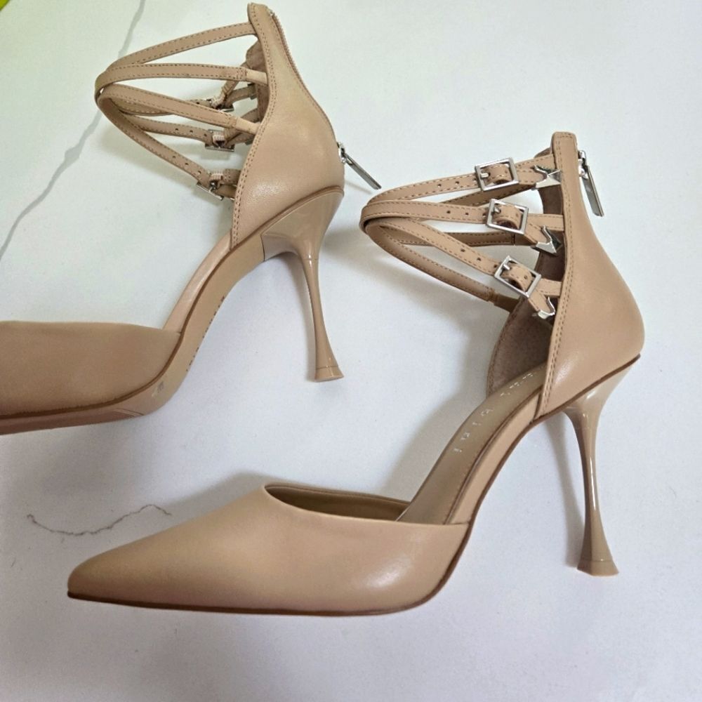 Gianni Bini Renell Ankle Strap pointed heels Shoes size 9.5